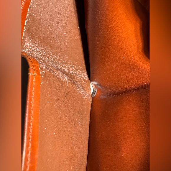 Louis Vuitton Epi Leather Elise Gold Wallet - Picture 10 of 13